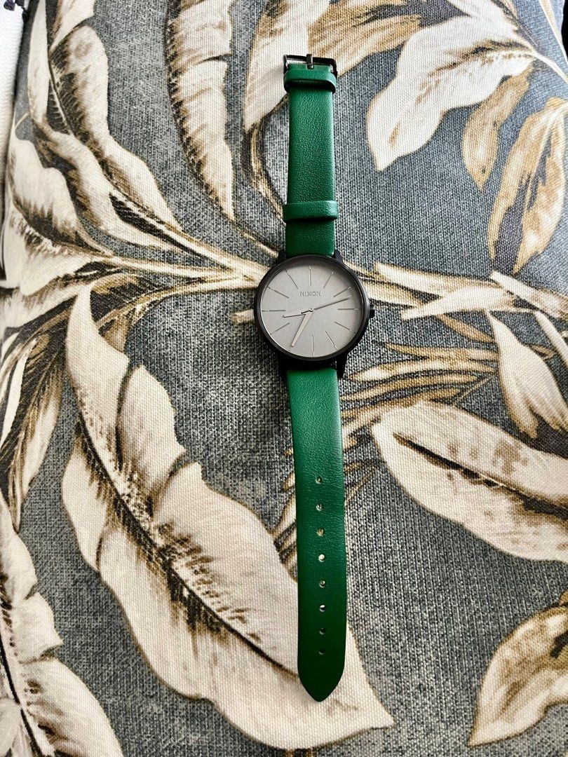Nixon movin out the kensington 50m stainless steel discount