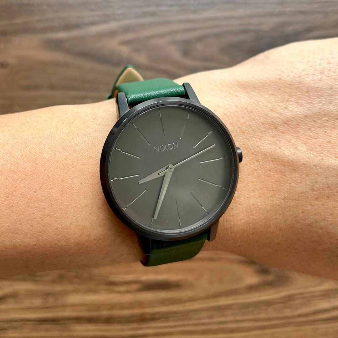Nixon movin out the kensington 50m stainless steel new arrivals