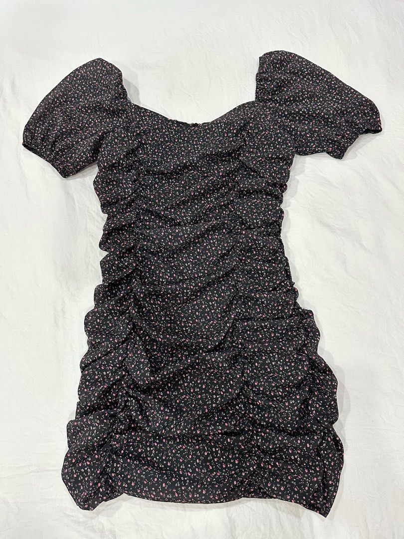 Floral Ruched Mini Dress (Category: Dresses) located in Marikina City. Submitted by graciaaaa_ (Listing ID 1338770363, Image 1). Description: My personal preloved dress Used only once for picture purposes Super pretty in person! Swipe left to see picture when worn :) MOP: BDO or BPI only.