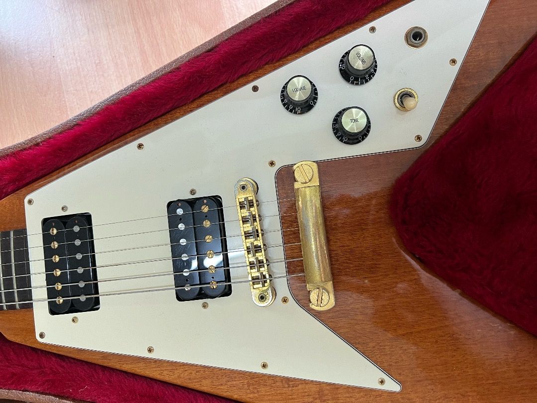Gibson 2016 Limited Proprietary Flying V Reissue - Natural, Hobbies ...
