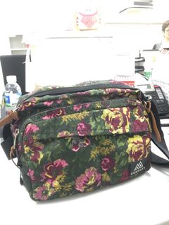 （分類：）位於 。 由 siusaumui 提交（商品編號 1338679701，圖片 1）。簡介： 。