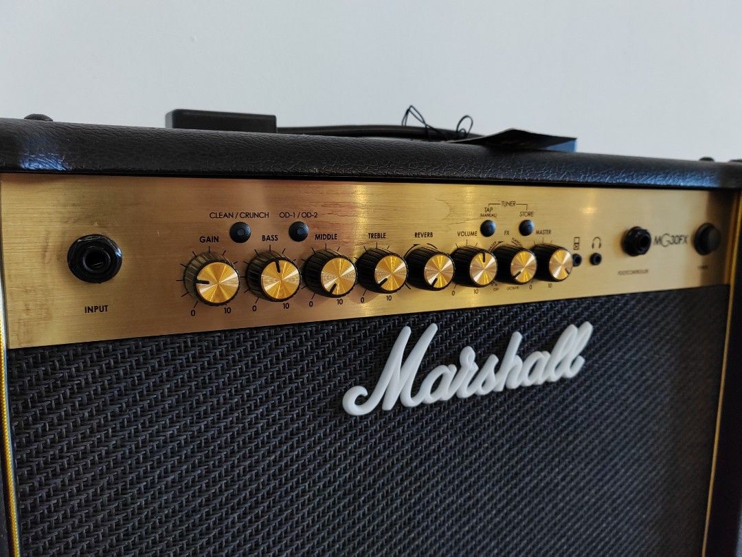 Guitar Amplifier marshall amp mg30fx with footswitch controller
