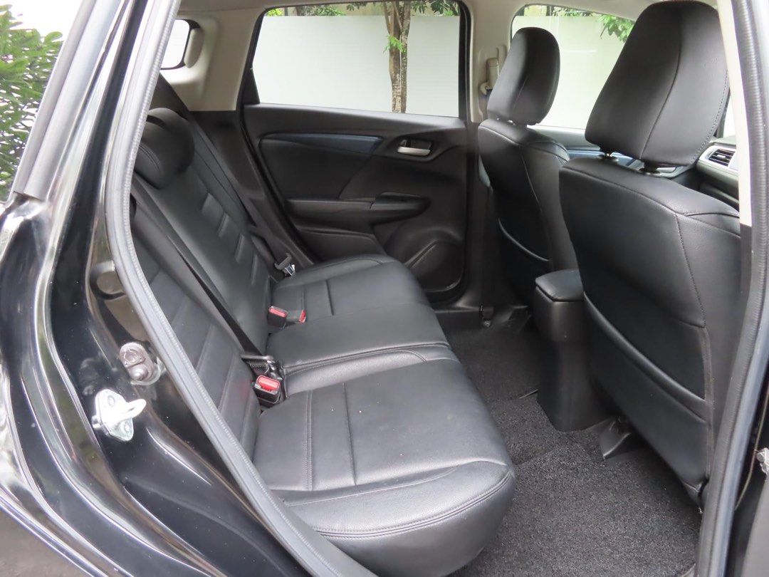 Honda shuttle 1.5A G / Grab / Gojek/ Ryde /TADA / PHV READY62887424579457114