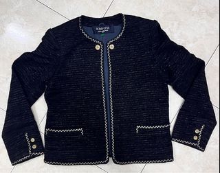 (Category: ) located in . Submitted by bielthriftstore (Listing ID 1338753012, Image 1). Description: .