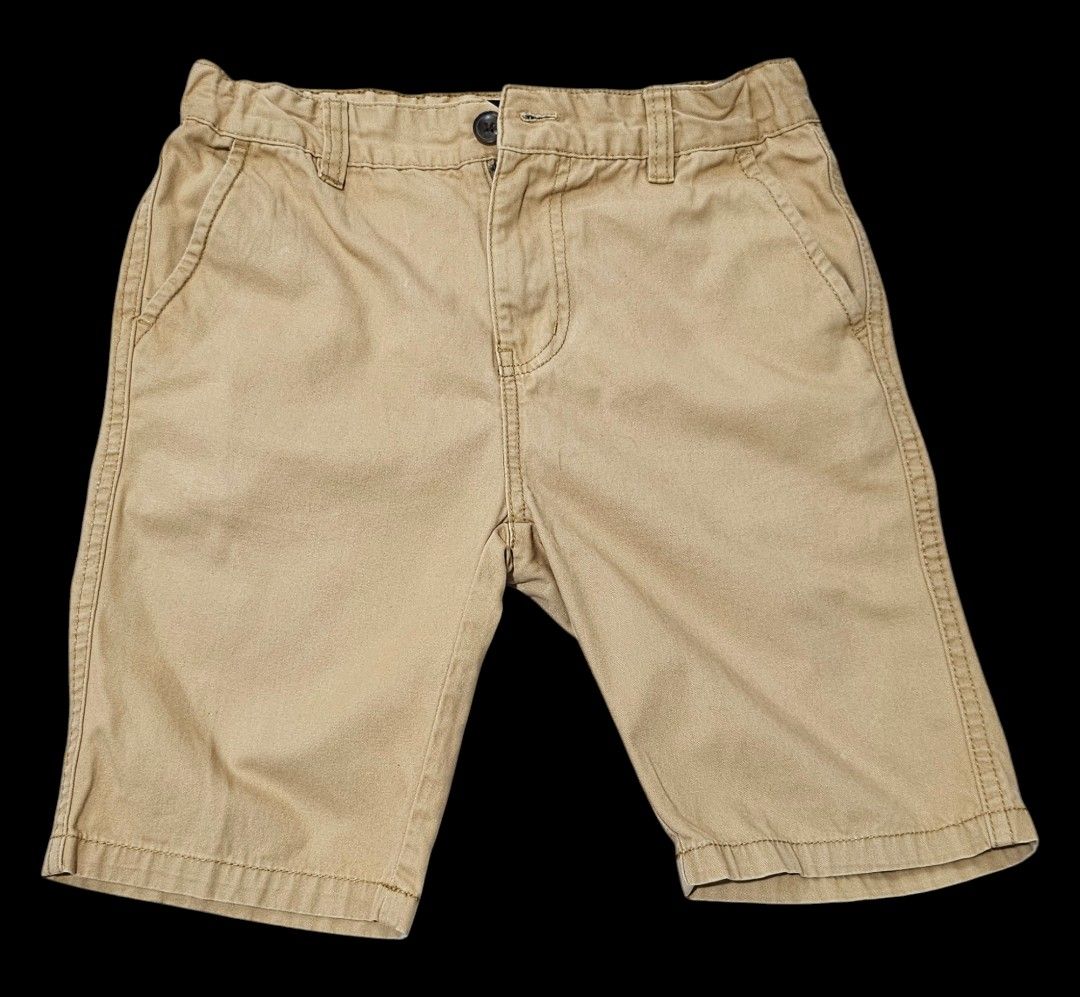Khaki kids shorts (Category: Babies & Kids Fashion) located in Paranaque City. Submitted by macadamia31 (Listing ID 1338768336, Image 1). Description: with adjustable waist band waist- 22- 26inches.