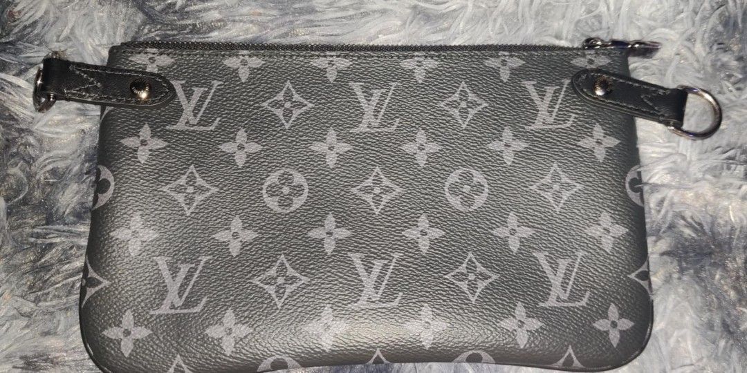 LOUIS VUITTON MESSENGER TRIO BAG - POUCH ONLY (Category: Luxury Bags & Wallets) located in Pasay City. Submitted by vnadales (Listing ID 1338646479, Image 1). Description: AUTHENTIC LV POUCH ONLY KINDLY SEND ME A MESSAGE IF INTERESTED. PRICE IS NEGOTIABLE. THANK YOU.