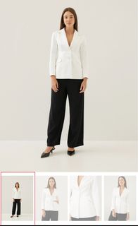 (Category: ) located in . Submitted by stylesimplified (Listing ID 1338660009, Image 1). Description: .