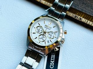 (Category: ) located in . Submitted by notorious_watches (Listing ID 1338813540, Image 1). Description: .