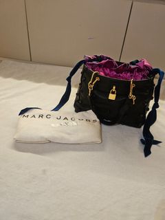 （分類：）位於 。 由 pigpif 提交（商品編號 1338819238，圖片 1）。簡介： 。