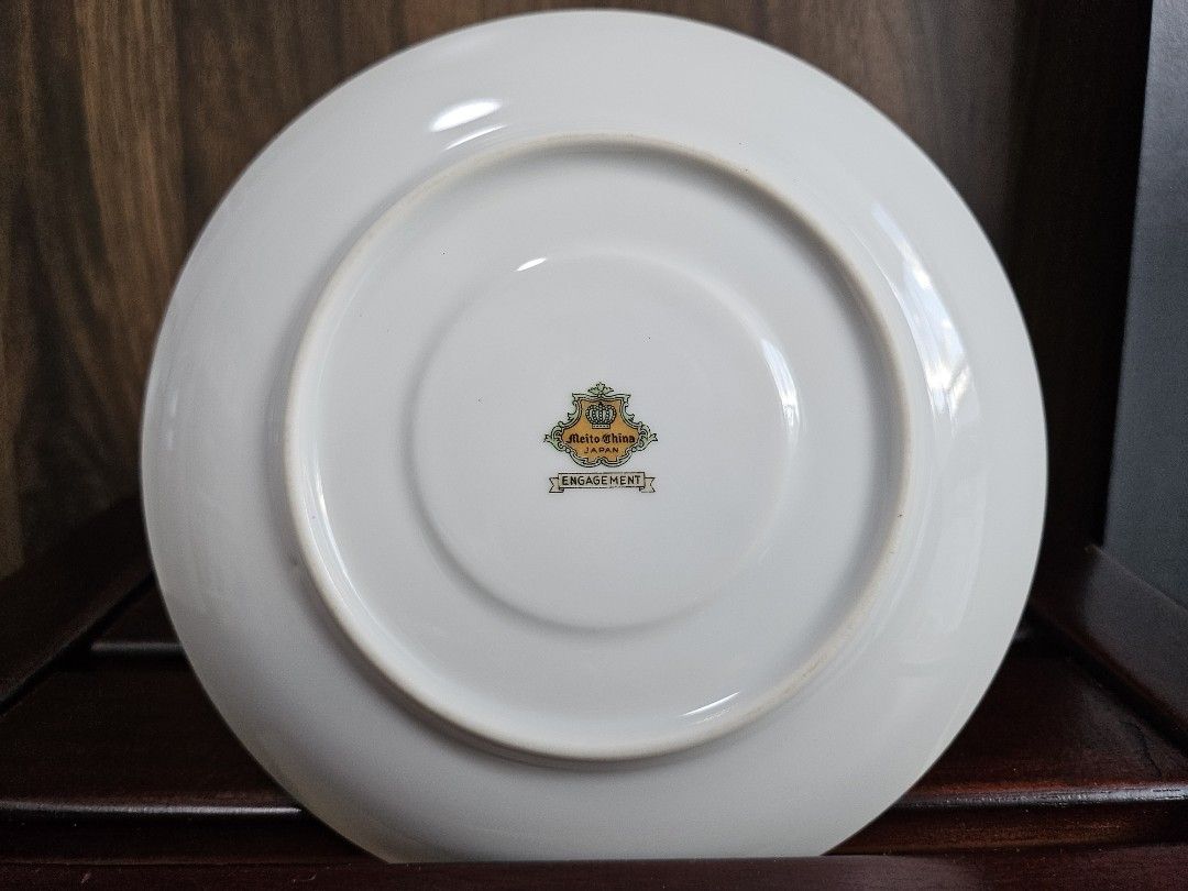 Meito China JAPAN dessert plates (Category: Dinnerware & Cutlery) located in Quezon City. Submitted by sellwithmeeeee (Listing ID 1338753822, Image 2). Description: dessert plate 6inches 5 pcs for P499.