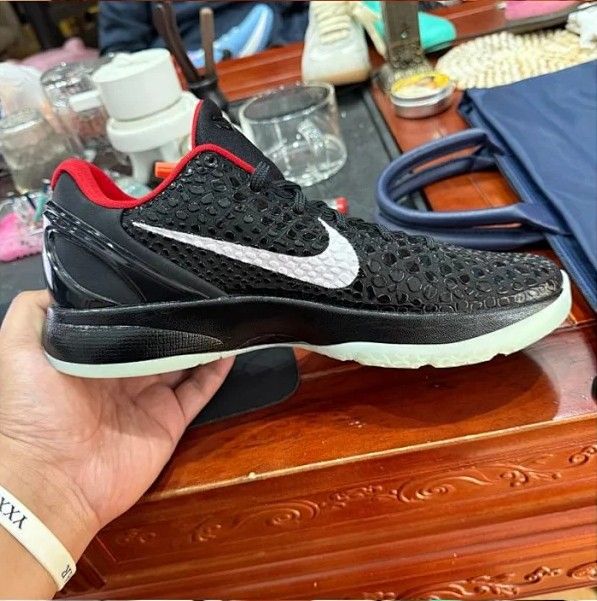 Nike Kobe Protro PJ Tucker Yeezy PE 'Solar Red), Men's Fashion