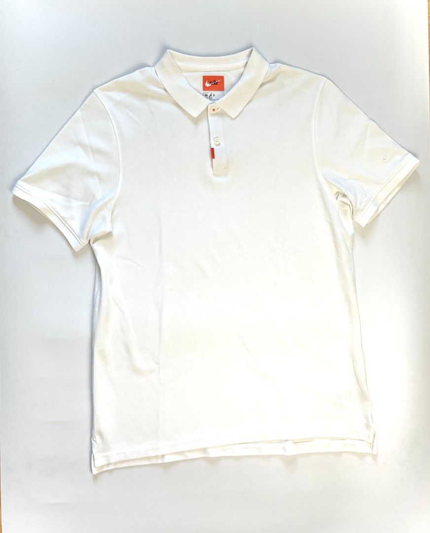 Nike Orange Label White Golf Polo Shirt (Category: Tshirts & Polo Shirts ) located in Marikina City. Submitted by jjramo (Listing ID 1338778580, Image 1). Description: Nike Orange Label White Golf Polo Shirt Size: M Dimensions: W19.5" x L27.5" Condition: 9.5/10; Slight Fading on the Tag Shipping shouldered by buyer Payment: GCash / BPI.