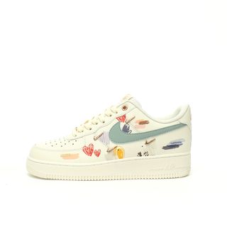 (Category: ) located in . Submitted by sneakers-shop (Listing ID 1338776290, Image 1). Description: .