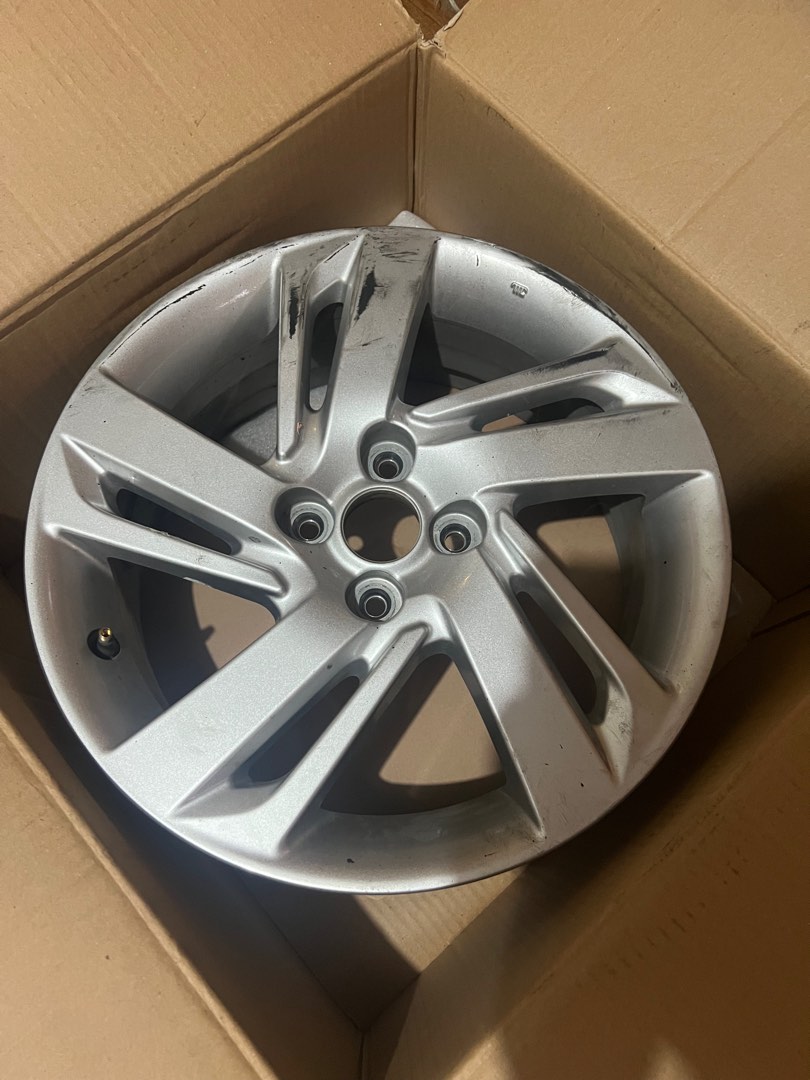 Raize Stock Rims Original/Stock Toyota Raize Mags, Car Parts & Accessories, Body Parts ...