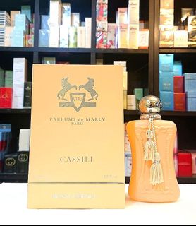 (Category: ) located in . Submitted by perfume.legend (Listing ID 1235066129, Image 1). Description: .
