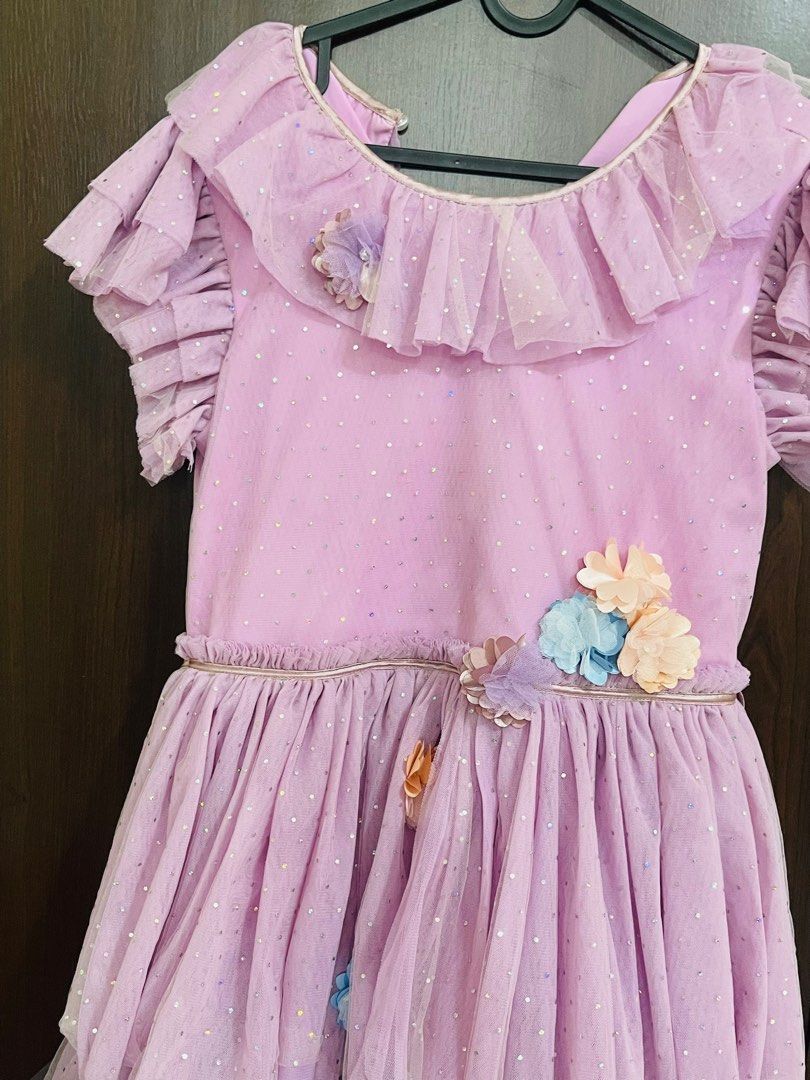 Spinkie Isabela Dress (Category: Babies & Kids Fashion) located in Makati City. Submitted by jingarcia21 (Listing ID 1338652572, Image 2). Description: Biggest size can fit to 10yrs old sligthly used pm for interested .