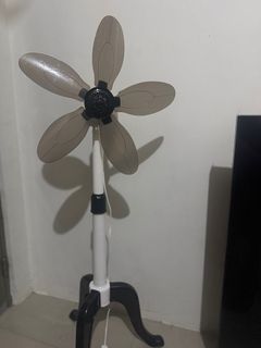 (Category: ) located in . Submitted by eyaaa (Listing ID 1338794591, Image 1). Description: .