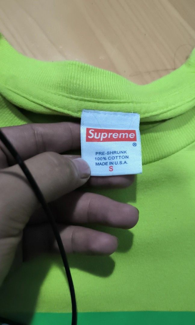 Supreme Tee shirt basic logo (Category: Tshirts & Polo Shirts ) located in Subic. Submitted by zero2ism (Listing ID 1338762163, Image 2). Description: Supreme shirt basic logo green Size S 19Wx26L inches color rate 9.5 issue: no major issues just washable stains item needs wash only 450+sf.