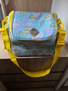 (Kategori: ) berada di . Dikirim oleh nyny96 (ID iklan 1338680208, Gambar 1). Deskripsi: .