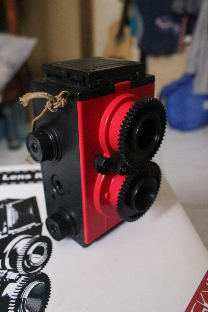 TLR Recesky Camera (Category: Cameras) located in Dipolog. Submitted by mikkoatill43159 (Listing ID 1338658380, Image 2). Description: Collectible! no box.
