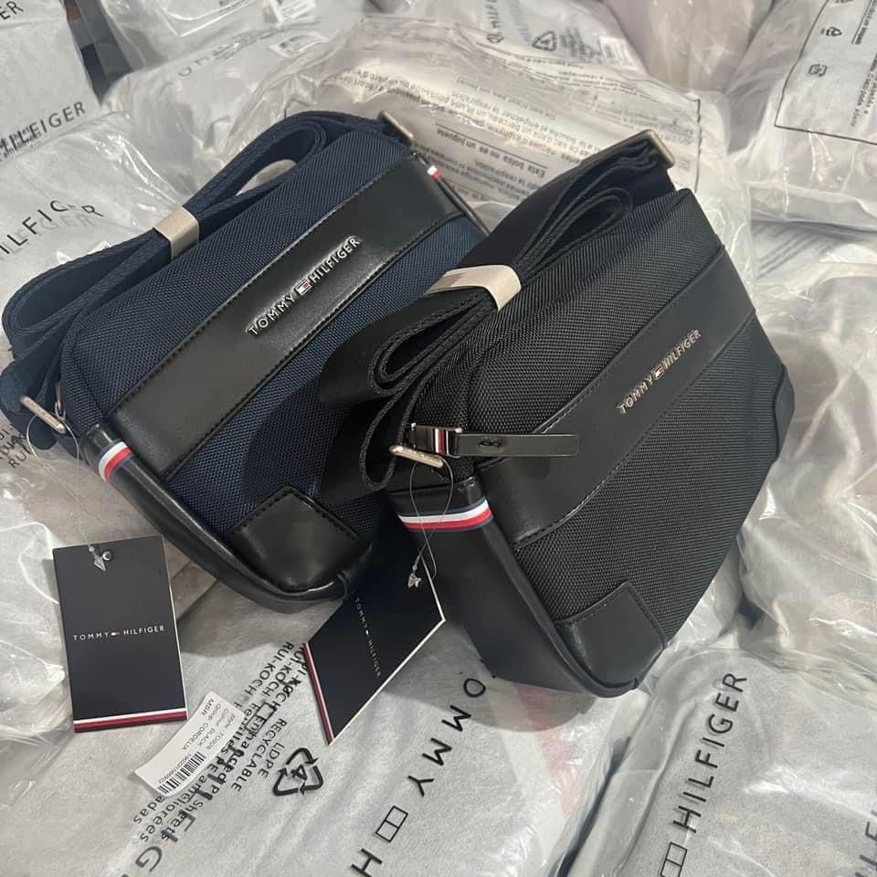Tommy Hilfiger Sling Bag for Men (Category: Sling Bags) located in Pasig City. Submitted by preloved.closet2 (Listing ID 1338650326, Image 2). Description: Brand new Fixed price Actual pictures On hand Size 9 inches Available in 2 colors Black & Blue With dustbag and serial number Add tommy paper bag 70 peso.