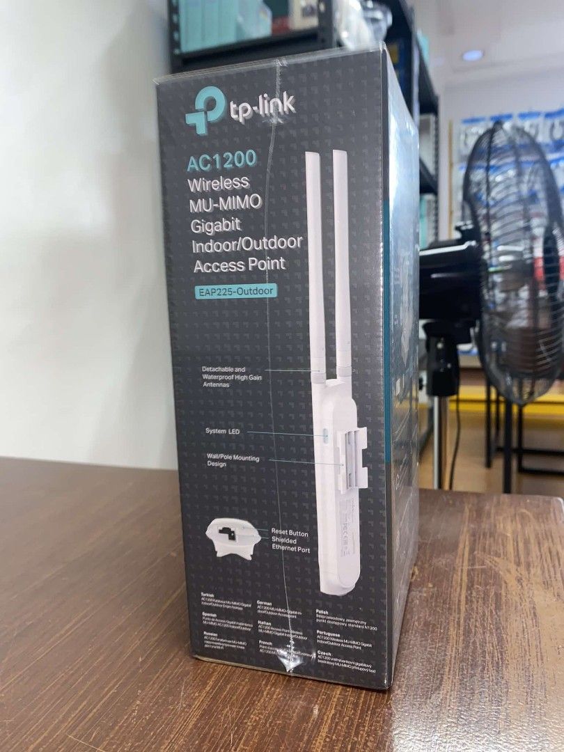 TP-Link EAP225 AC1200 Wireless MU-MIMO Gigabit Outdoor Access Point (Category: Networking) located in Pasig City. Submitted by techubstoreandaccessories (Listing ID 1338789123, Image 3). Description: TP-Link EAP225 AC1200 Wireless MU-MIMO Gigabit Outdoor Access Point Ready for Pick Up / Delivery ‼️ 📌 DETAILS: ✅Actual Picture Posted. ✅BRAND NEW & ORIGINAL. ✅7 Days Replacement for Factory Defects and 1year Warranty. (Terms and conditions apply) --
