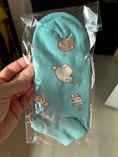 (Category: ) located in . Submitted by nike_original (Listing ID 1338693280, Image 1). Description: .