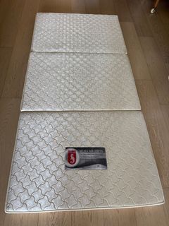 （分類：）位於 。 由 impostor 提交（商品編號 1338877587，圖片 1）。簡介： 。