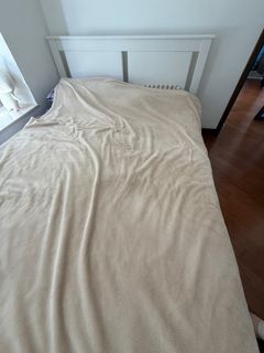 （分類：）位於 。 由 nahlitt 提交（商品編號 1338918546，圖片 1）。簡介： 。