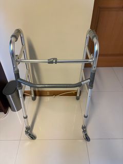 （分類：）位於 。 由 evil.joker 提交（商品編號 1338830353，圖片 1）。簡介： 。