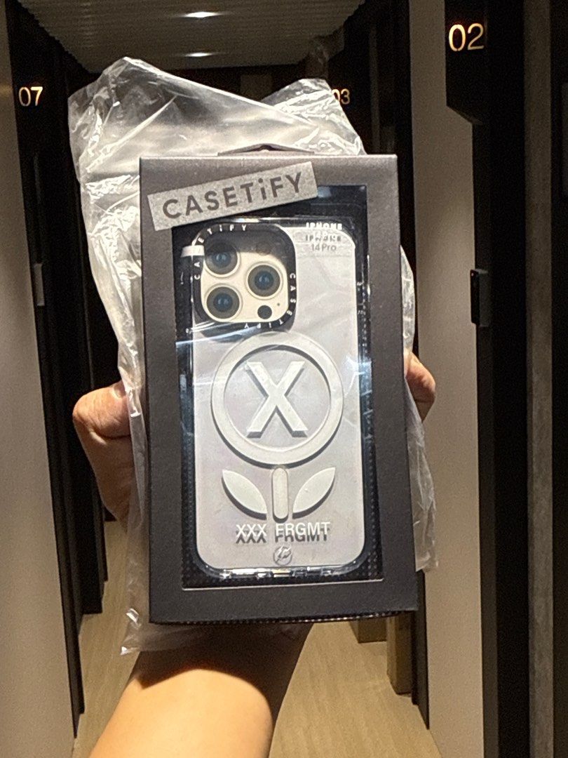 絕版售罄款📦現貨GOD SELECTION XXX x CASETiFY fragment design 🔋🪫with MagSafe  magnetic 🧲 charging 🔋MagSafe 兼容🔋 XXX x FRGMT Power Bank #31044790  #30958896 #30376915, 手提電話, 電話及其他裝置配件, 手機套及手機殻-