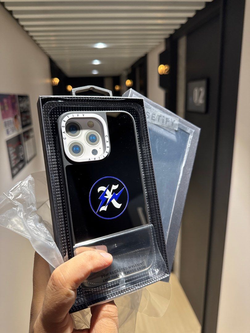 絕版售罄款📦現貨GOD SELECTION XXX x CASETiFY fragment design 🔋🪫with MagSafe  magnetic 🧲 charging 🔋MagSafe 兼容🔋 XXX x FRGMT Power Bank #31044790  #30958896 #30376915, 手提電話, 電話及其他裝置配件, 手機套及手機殻-