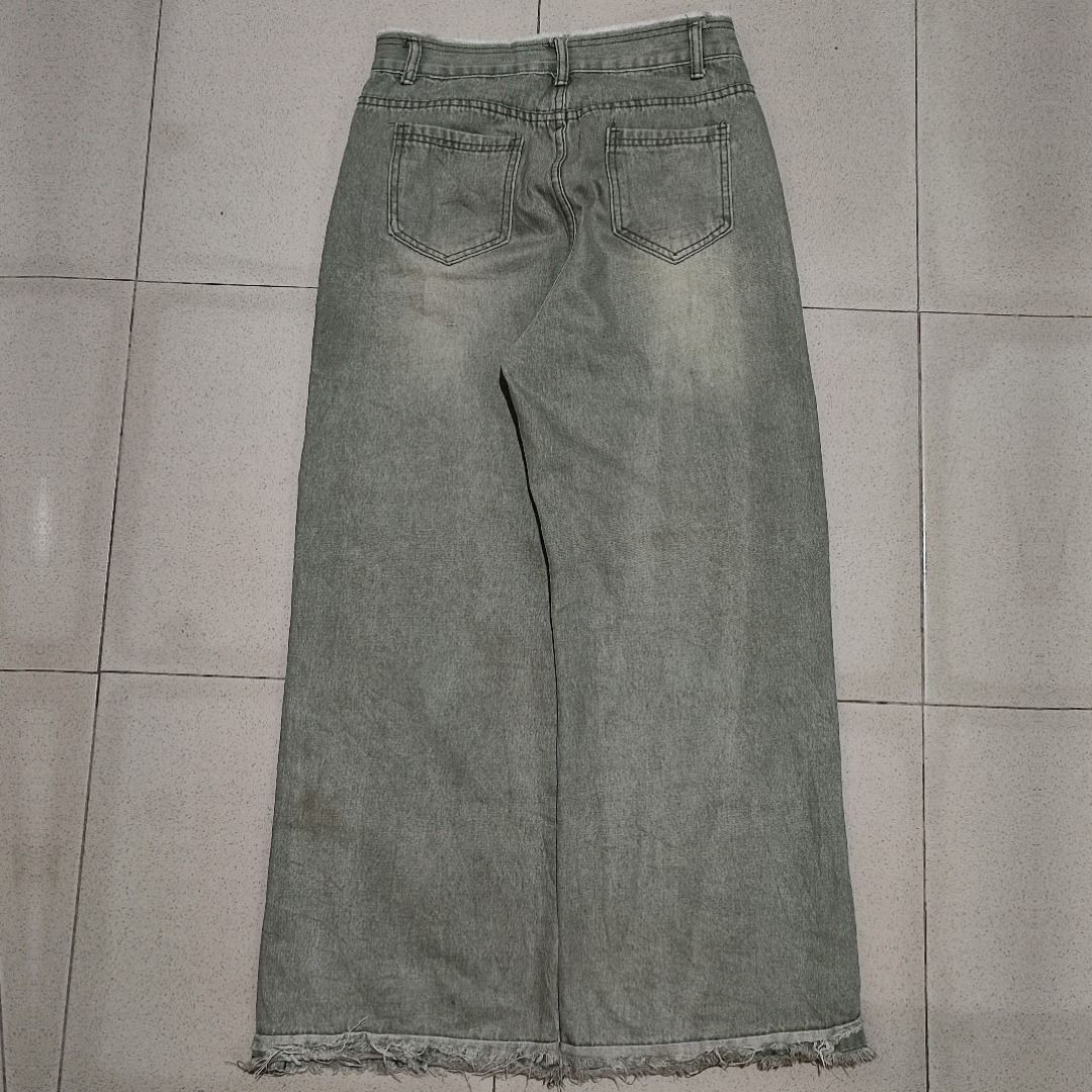 Green Washed Wideleg Godzilla Pants (Category: Jeans) located in Manila. Submitted by sulithrifts_ (Listing ID 1338858686, Image 2). Description: W:30-31 L:40 LO:13 T:14 good condition mop: gcash (payment first) mod:jnt pm if you're interested .