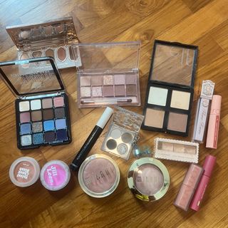 (Category: ) located in . Submitted by secondhandsalesss (Listing ID 1338874115, Image 1). Description: .