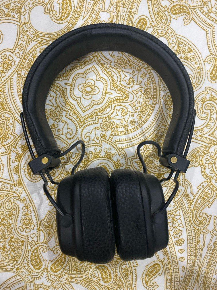Marshall MAJOR III Bluetooth (Category: Headphones & Headsets) located in Manila. Submitted by annabananadel (Listing ID 1338880920, Image 3). Description: Bought in Japan. Works like it’s new. Easy to connect. RFS: Bought airpods max.