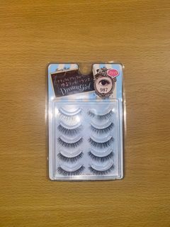 （分類：）位於 。 由 chloeee_fox 提交（商品編號 1338895504，圖片 1）。簡介： 。