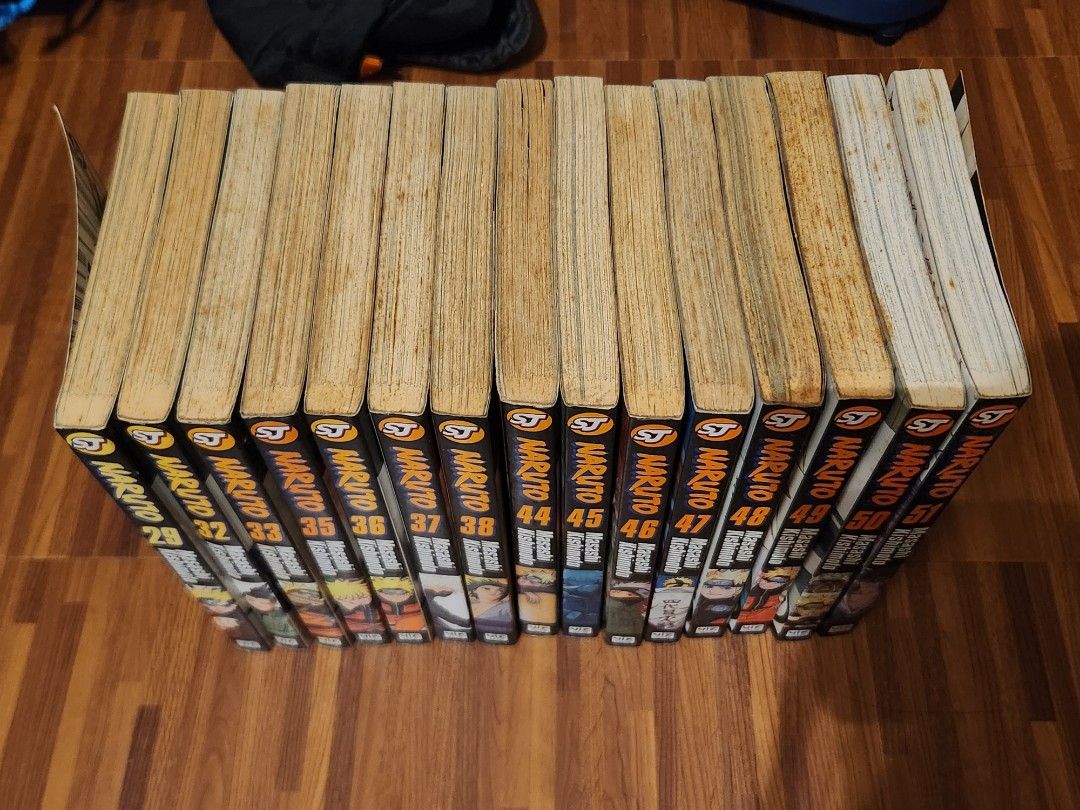 Naruto manga bundle (Category: Comics & Manga) located in Cebu City. Submitted by tuourb (Listing ID 1338932751, Image 2). Description: 3000 for whole bundle (15) OR 300 each obvious tanning on edges, minor tanning on inner pages dm for more pics.