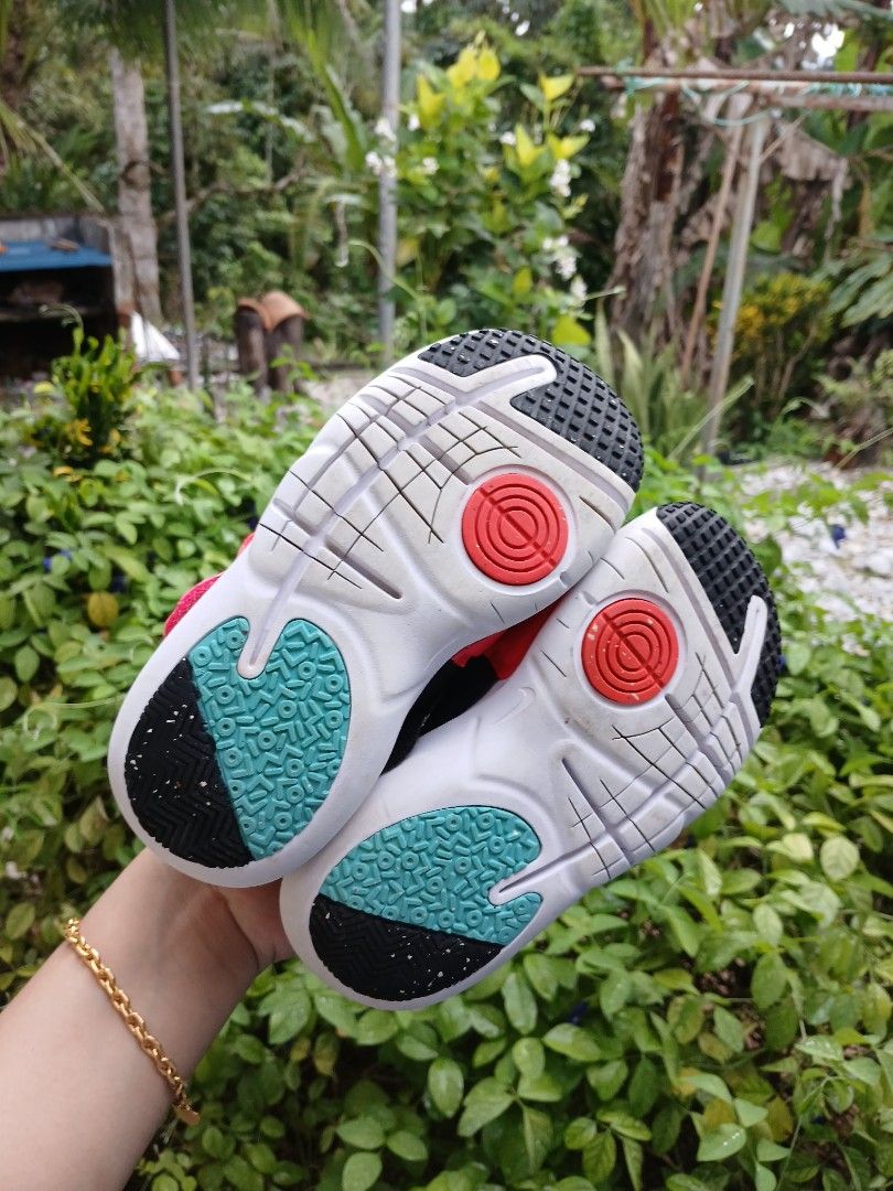 Nike advance kids, Babies & Kids, Babies & Kids Fashion on Carousell