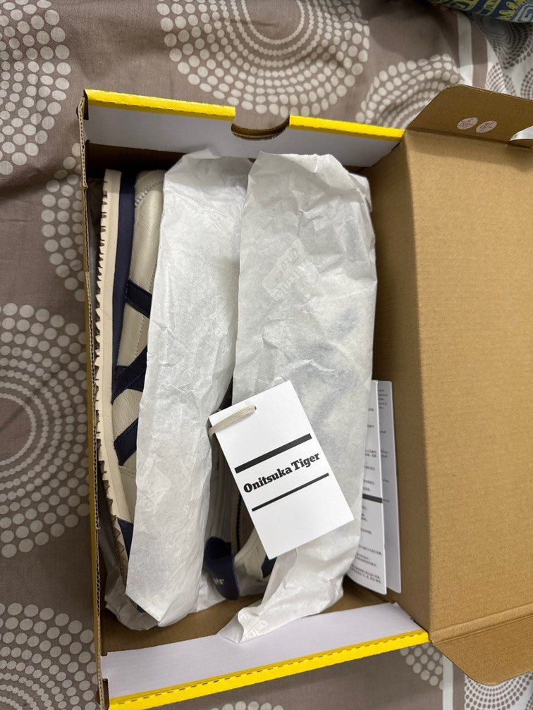 Onitsuka Tiger 66SD - Navy (Category: Sneakers) located in Singapore. Submitted by david220703. (Listing ID 1338970681, Image 4). Description: .