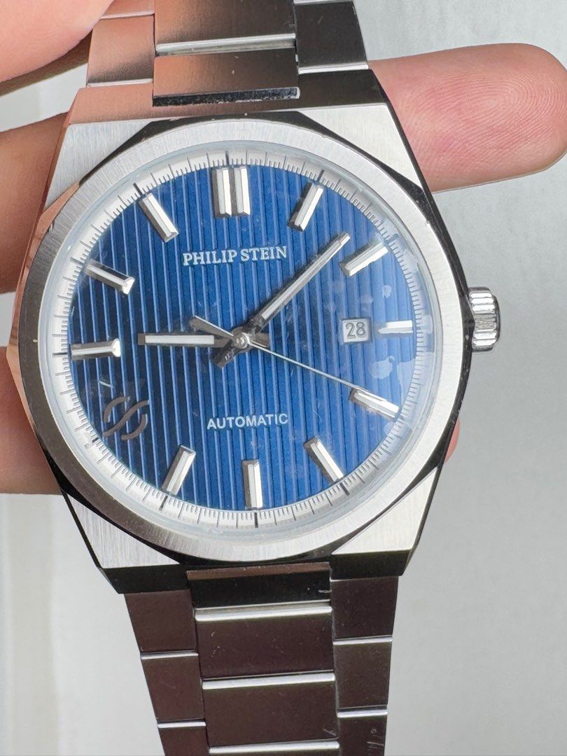 PHILIP STEIN WATCH (Category: Luxury Watches) located in Manila. Submitted by nezafulche86987 (Listing ID 1338978590, Image 1). Description: .