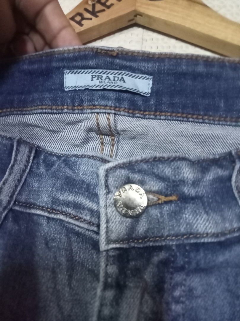 Prada jeans (Category: Luxury Apparel) located in Sagay. Submitted by kennie_3377 (Listing ID 1338847792, Image 3). Description: in excellent condition.