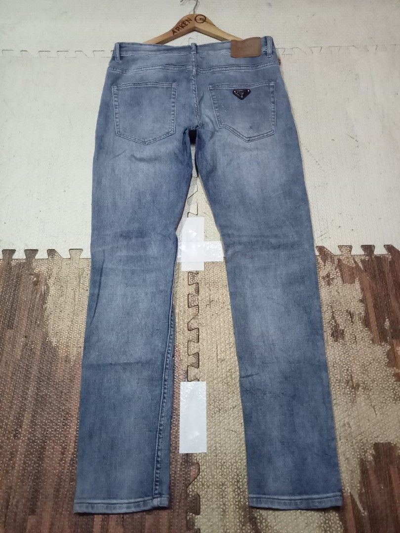 Prada jeans (Category: Luxury Apparel) located in Sagay. Submitted by kennie_3377 (Listing ID 1338847792, Image 2). Description: in excellent condition.
