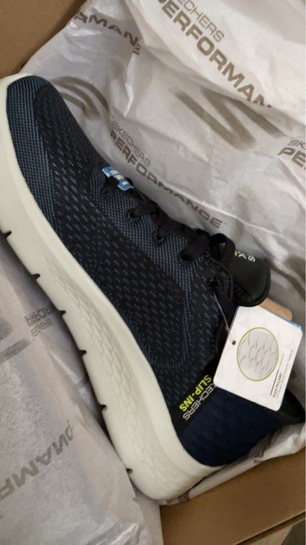 Letgo skechers store