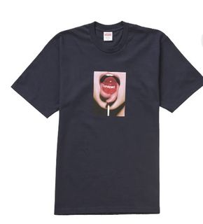 Supreme t shirt hong kong outlet