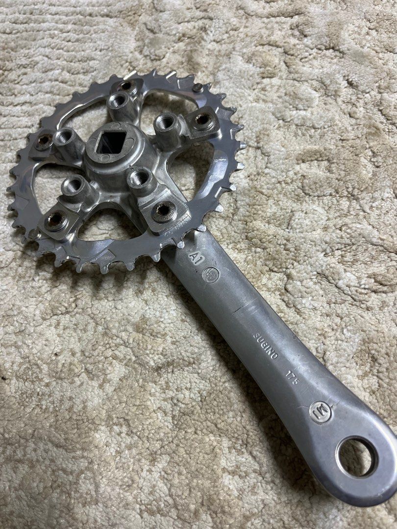 Pedalier Sugino À VENDRE! - FR