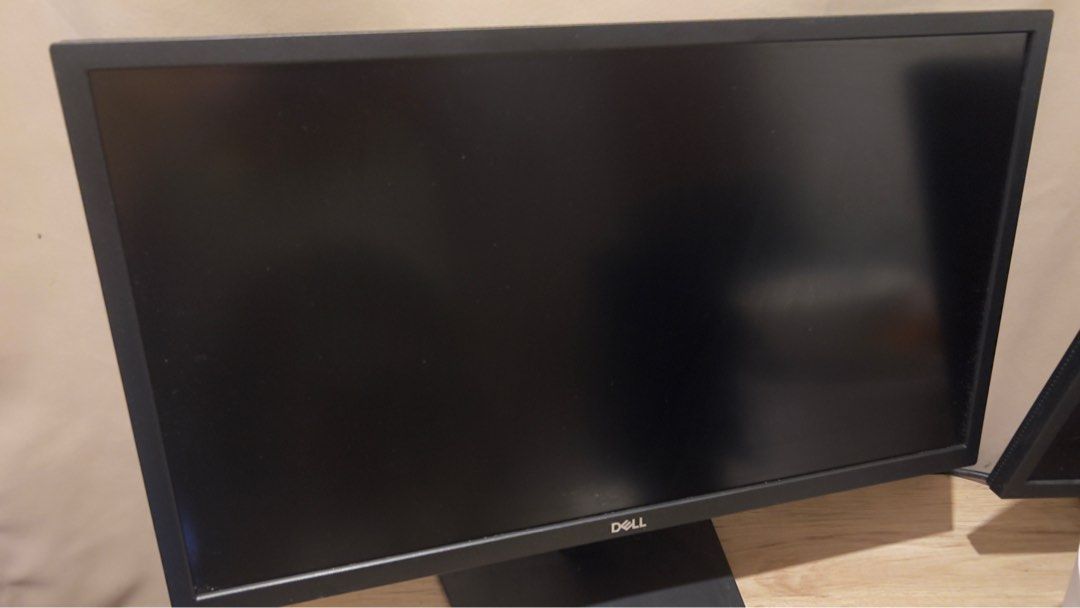 2 Dell Monitors (Category: Monitor Screens) located in Manila. Submitted by lovedbylilac (Listing ID 1334207292, Image 1). Description: 2 20-inch Dell Monitors with keyboard and mouse. Perfectly working. Additional pictures available upon request..