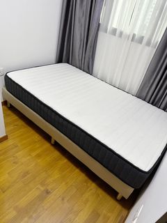 (Category: ) located in . Submitted by ddd123498916 (Listing ID 1333983104, Image 1). Description: .