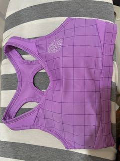 (Category: ) located in . Submitted by affordablewardrobe21 (Listing ID 1334244752, Image 1). Description: .