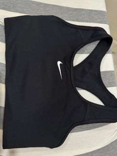 (Category: ) located in . Submitted by affordablewardrobe21 (Listing ID 1334245163, Image 1). Description: .