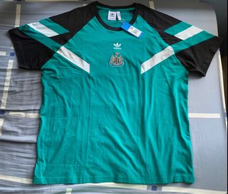 （分類：）位於 。 由 johncarver 提交（商品編號 1334368281，圖片 1）。簡介： 。